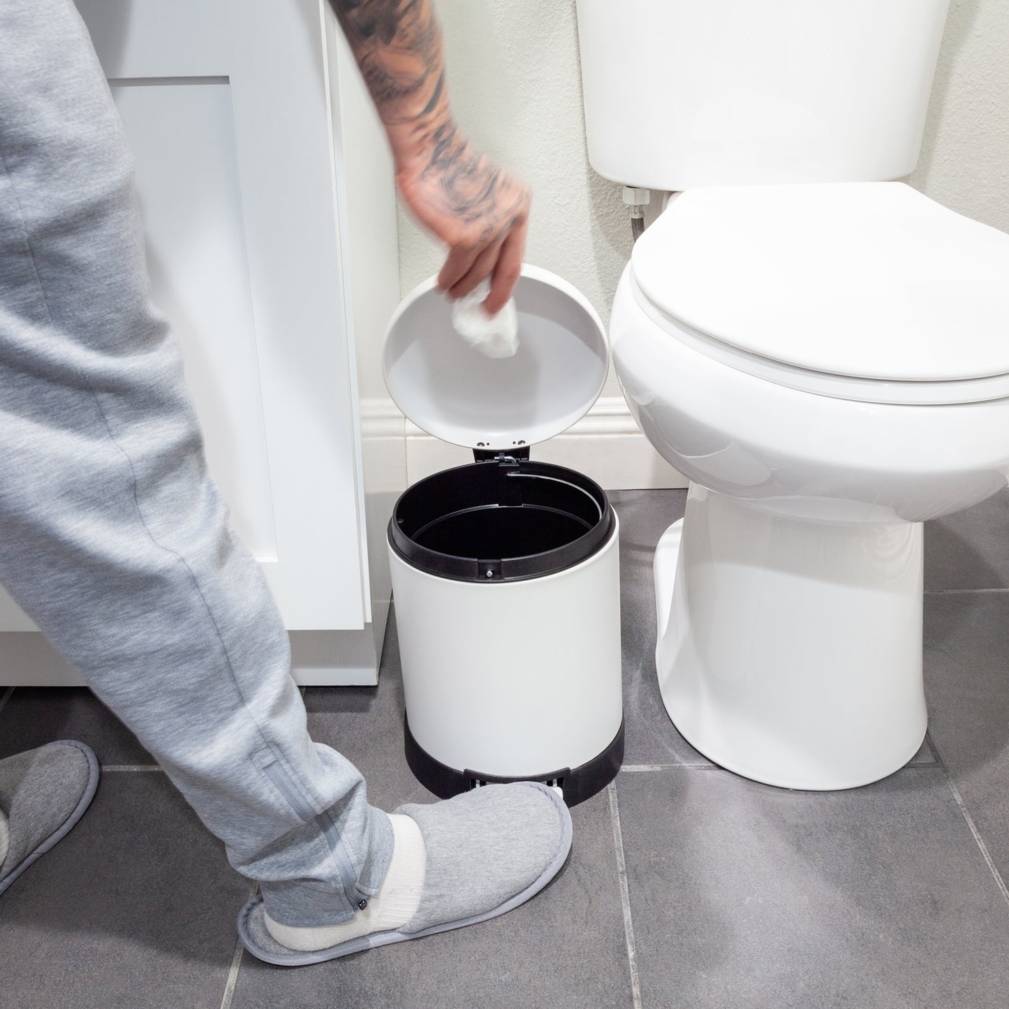 1.6 Gallon Matte White Round Step Can - Pack of 2