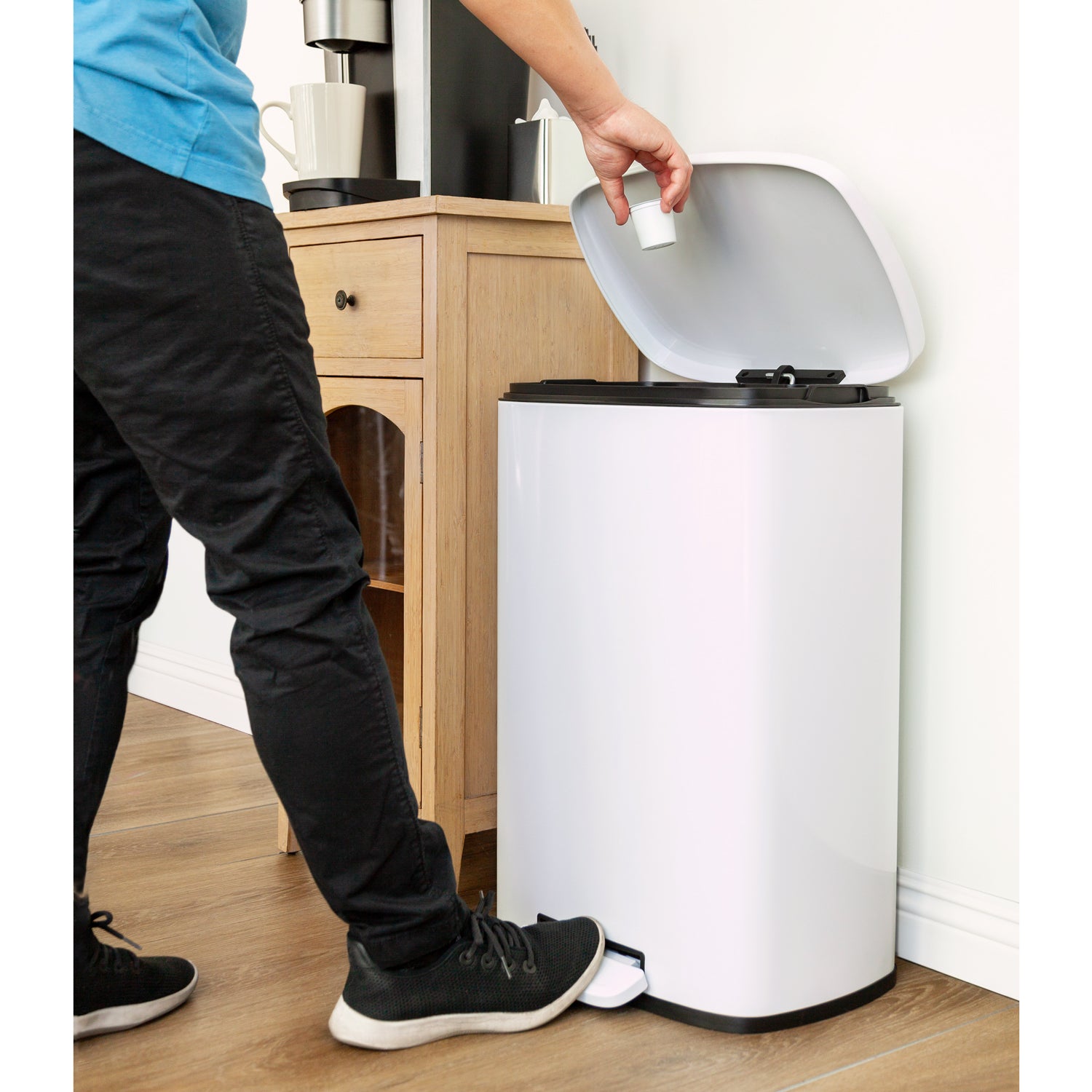 13.2 Gallon Rectangular Stainless Steel Step Can - White – QualiaWare